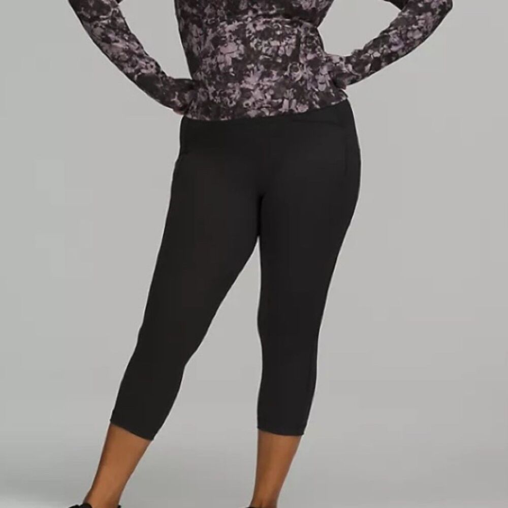 Lululemon Gray Cropped Mid Rise Leggings Pants 6